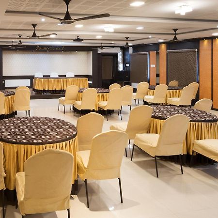 Ananyas Nest Hotel Kojambuttúr Kültér fotó