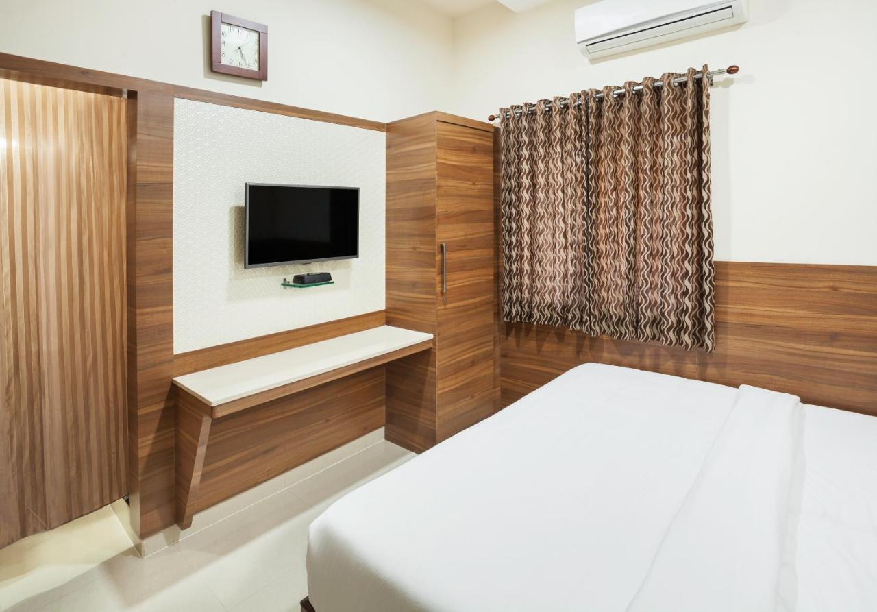 Ananyas Nest Hotel Kojambuttúr Kültér fotó